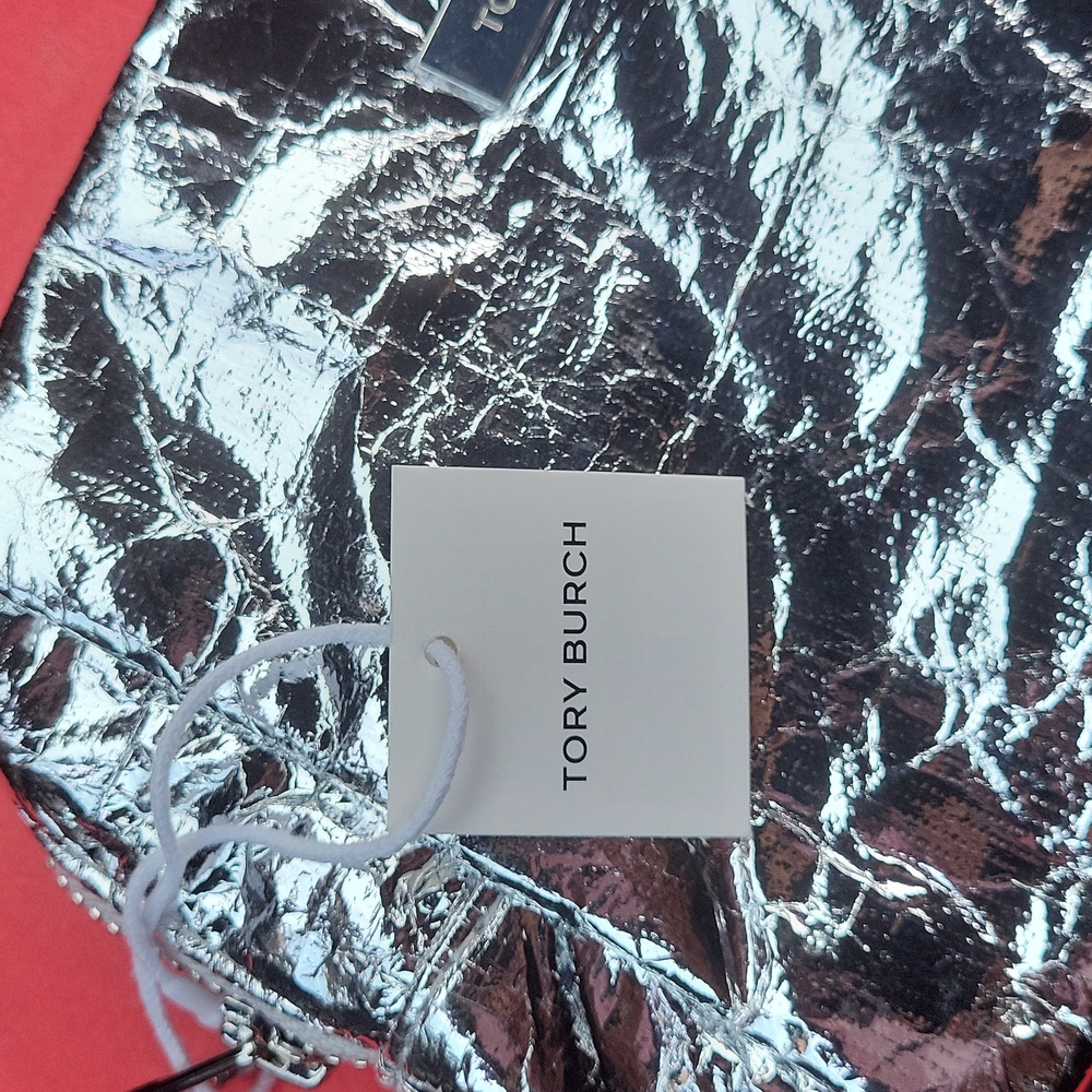 TORY BURCH  Metallic Silver Pouch NWT. - Picture 2 of 8